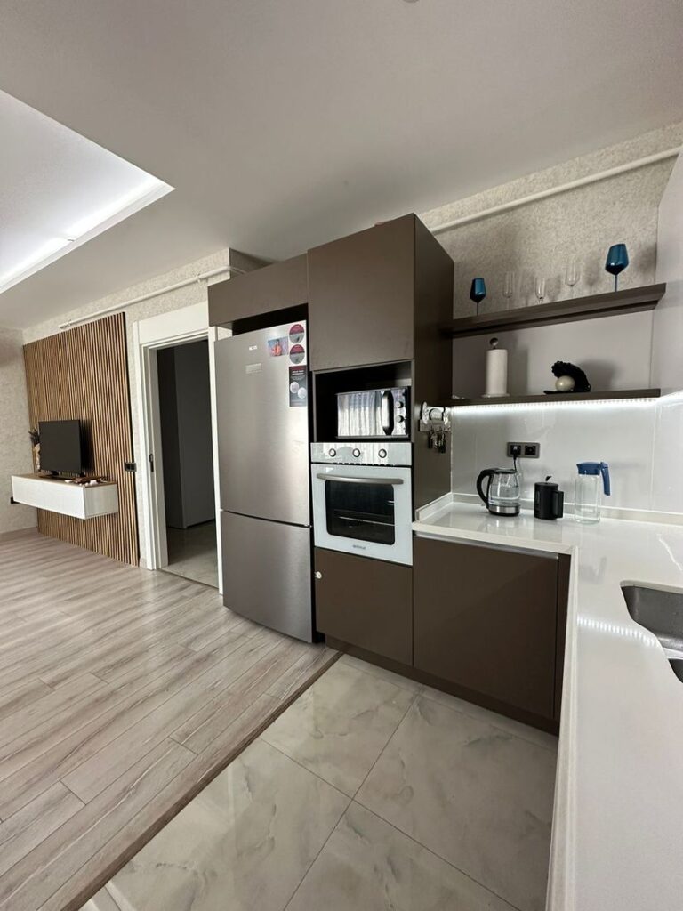 2+1 квартира с террасой и видом на море, район Соли (26200)