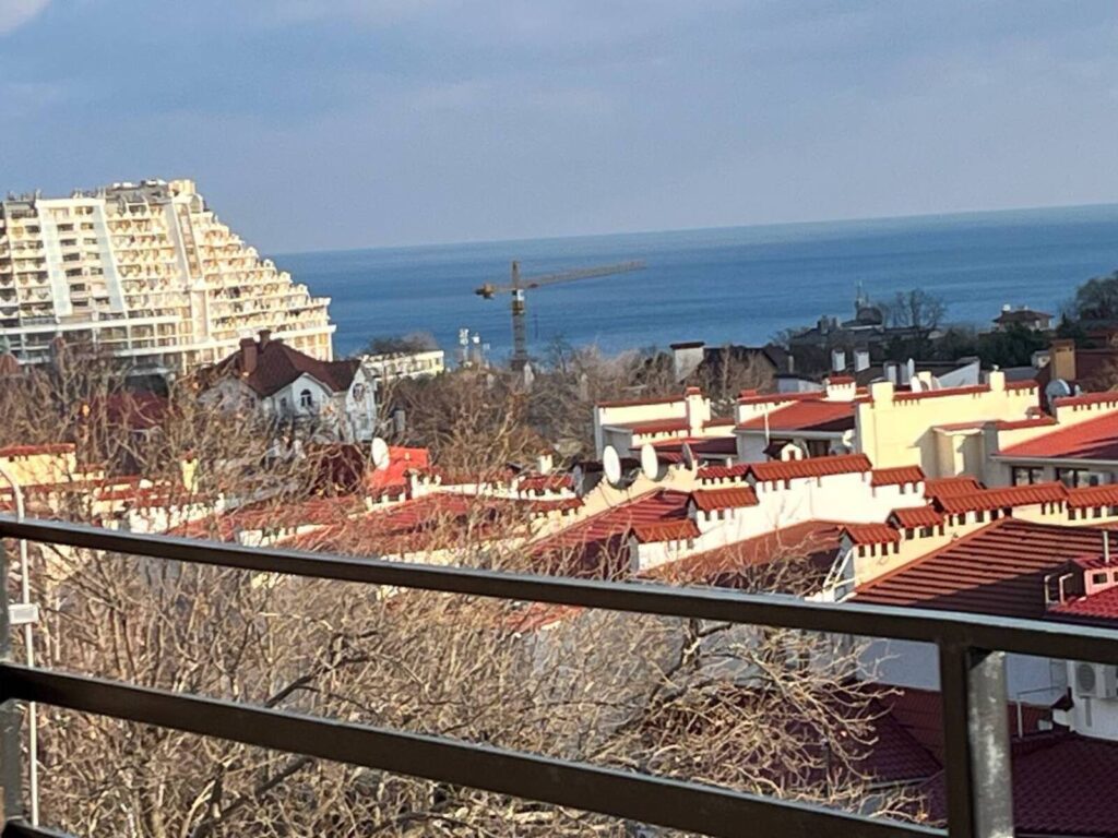 Пентхаус з терасою 37.6 м2 в Graf на Педагогічній, вид на море