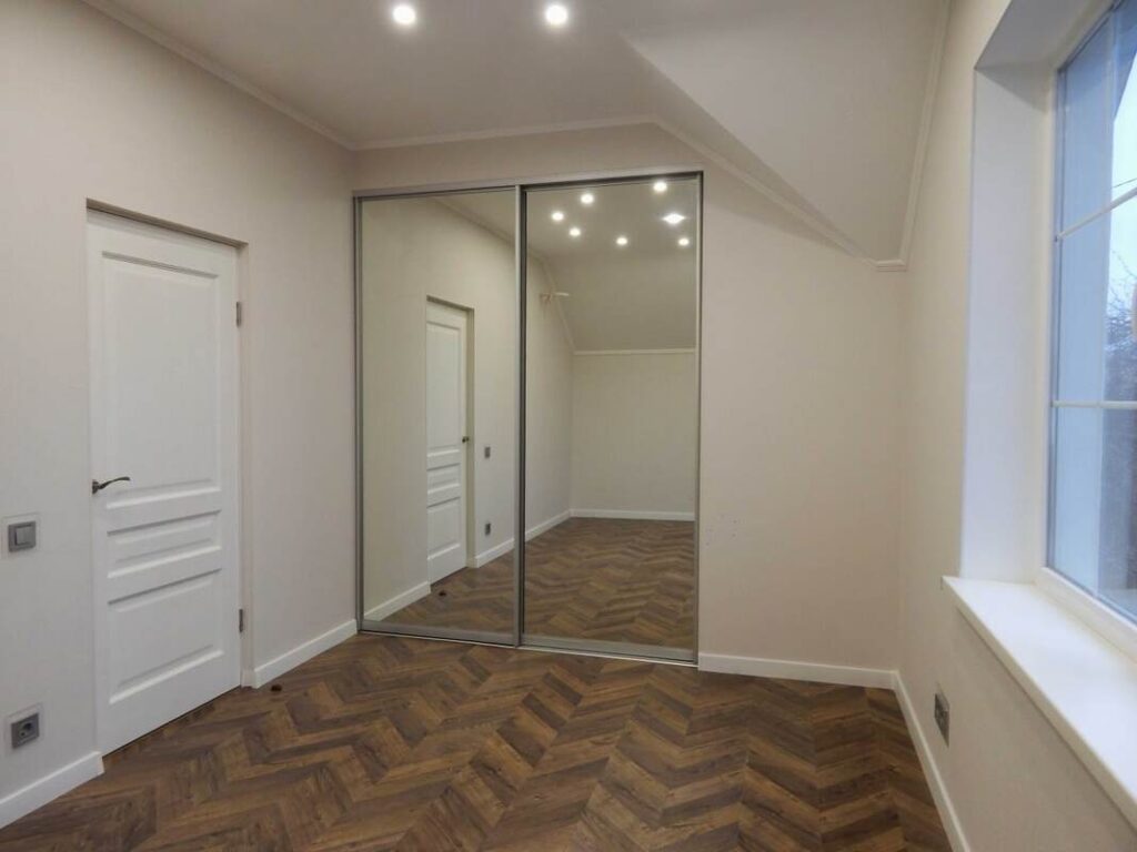 Затишний будинок на 11 станції Великого Фонтану