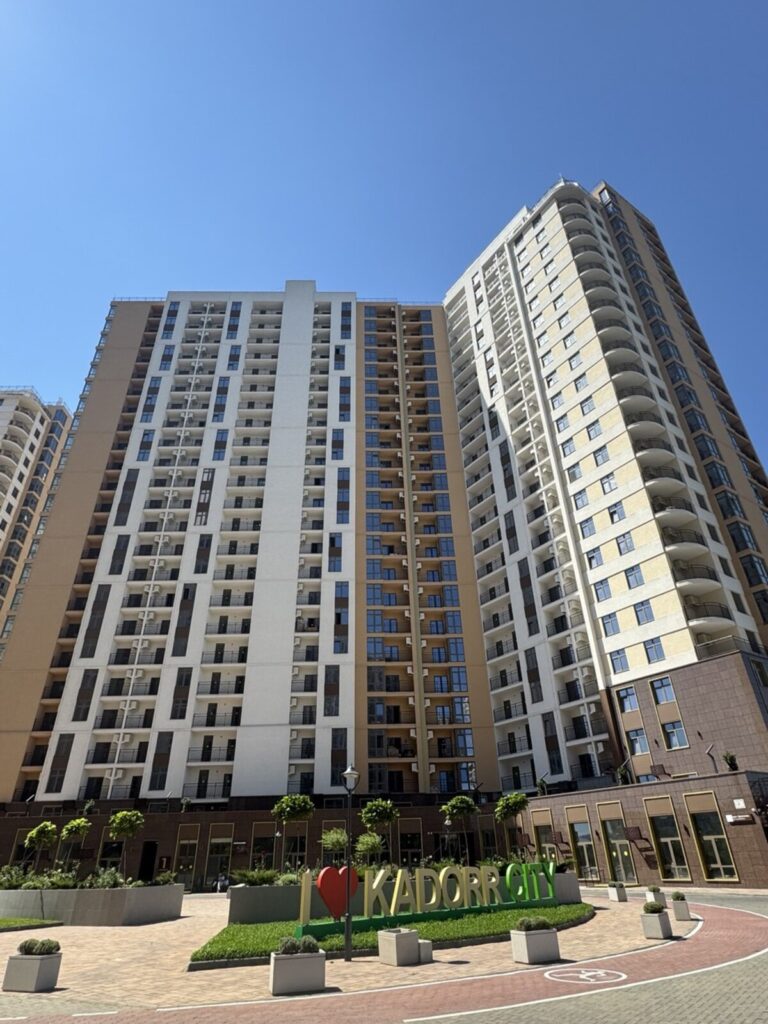 Двокімнатна квартира в Кадор Сити на Краснова