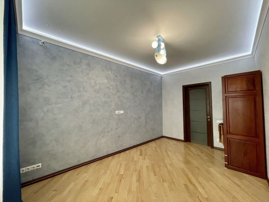 3-х кімнатна квартира в ЖК Каскад