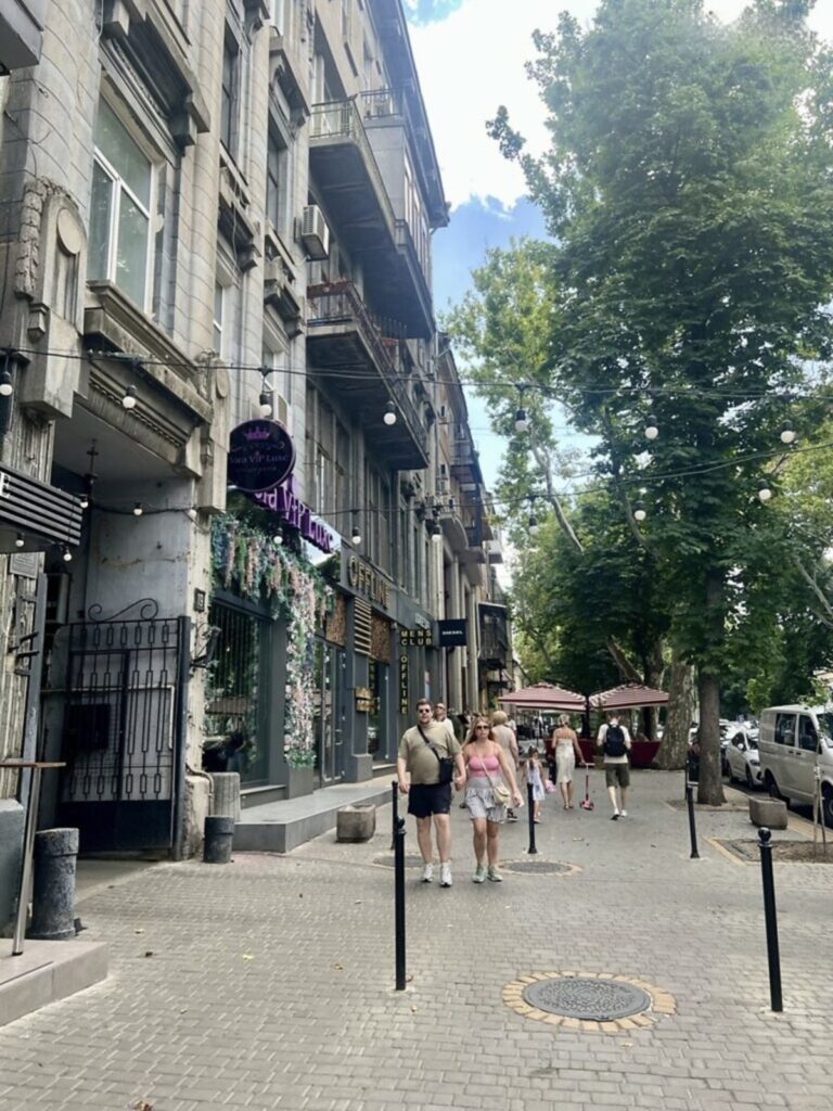 3-кімнатна квартира в центрі Одеси, вулиця Європейська (Катерининська)