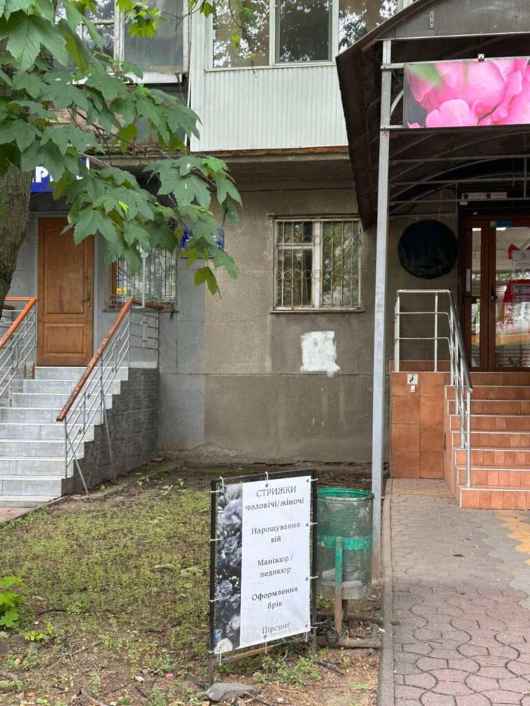 2-кімнатна квартира на Філатова (Черемушки), фасад