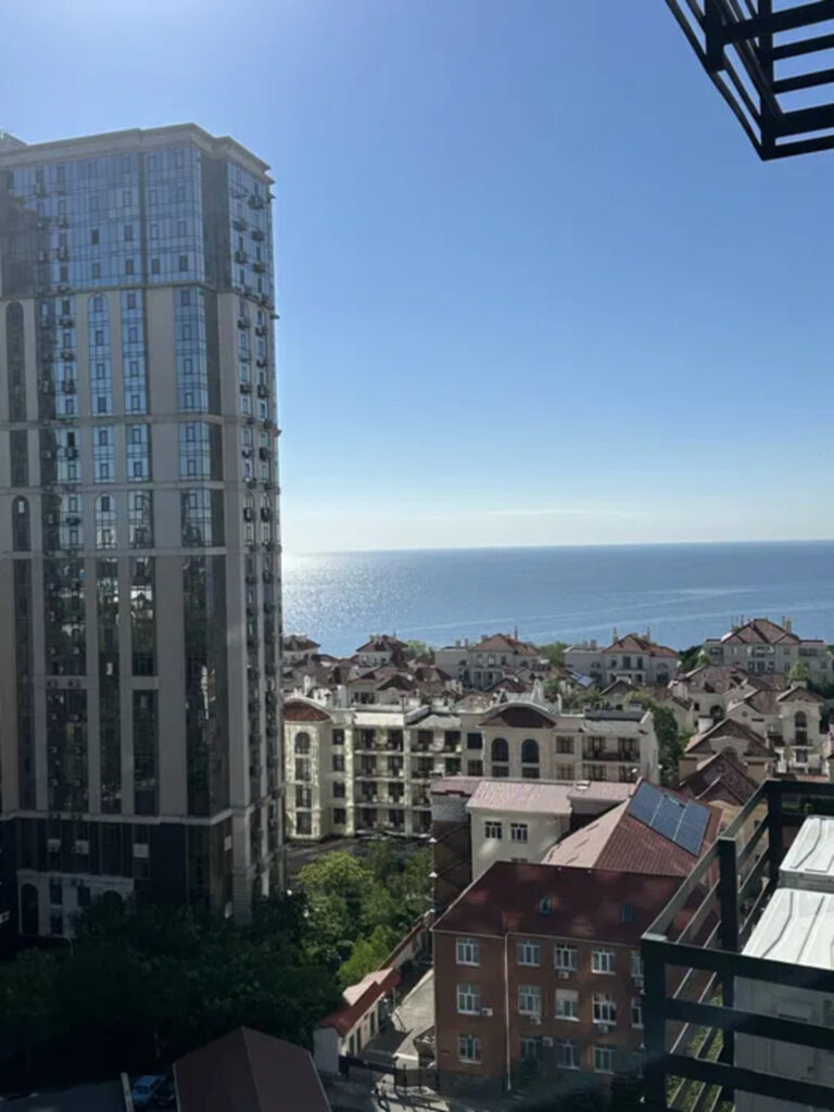 3 кімнатна квартира з видом на море в ЖК Атмосфера