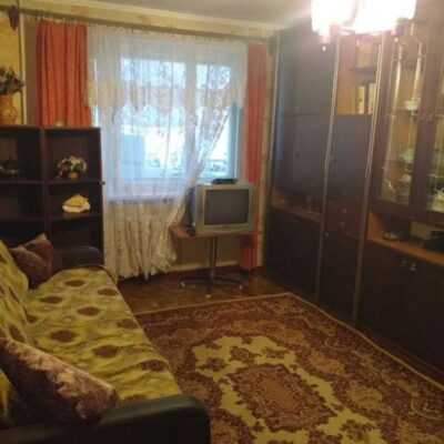 Продаж 2-кімнатної квартири на Черемушках — поруч із парком Горького (М. Твена)