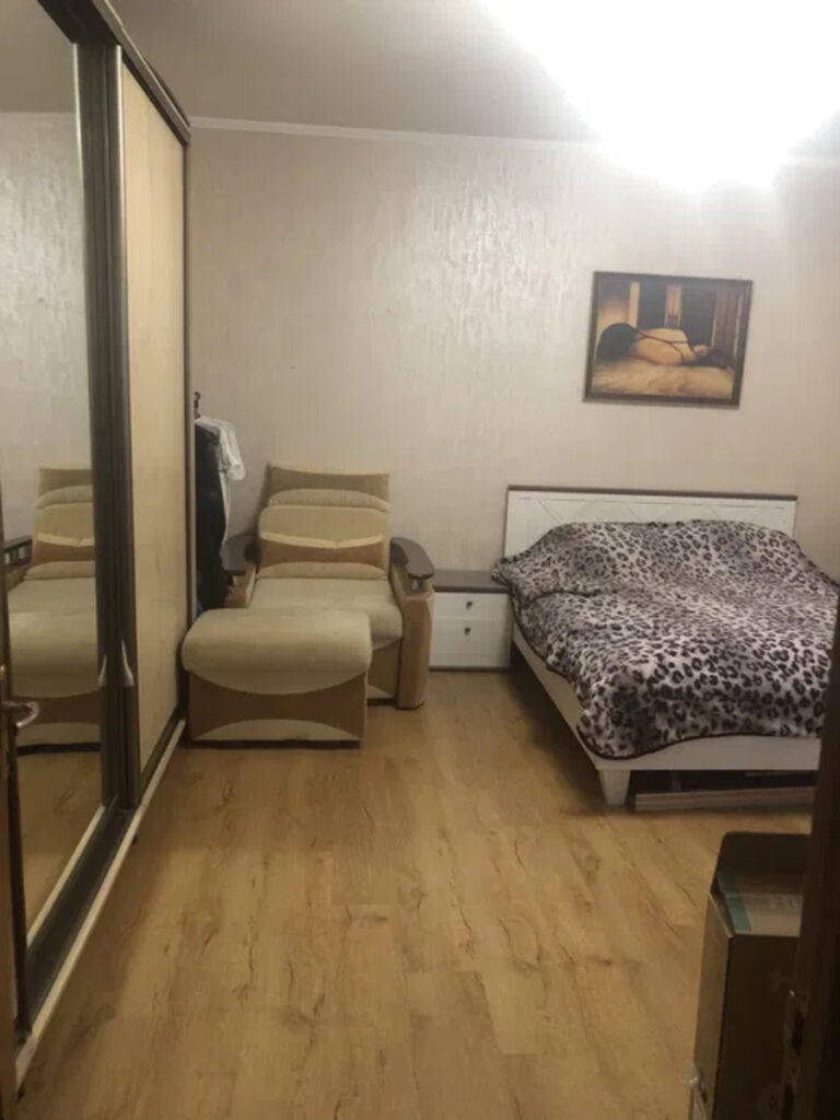 Двокімнатна квартира, Базарна, центр міста, державна програма