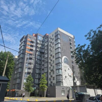 1-кімнатна квартира з видом на море та повною автономністю