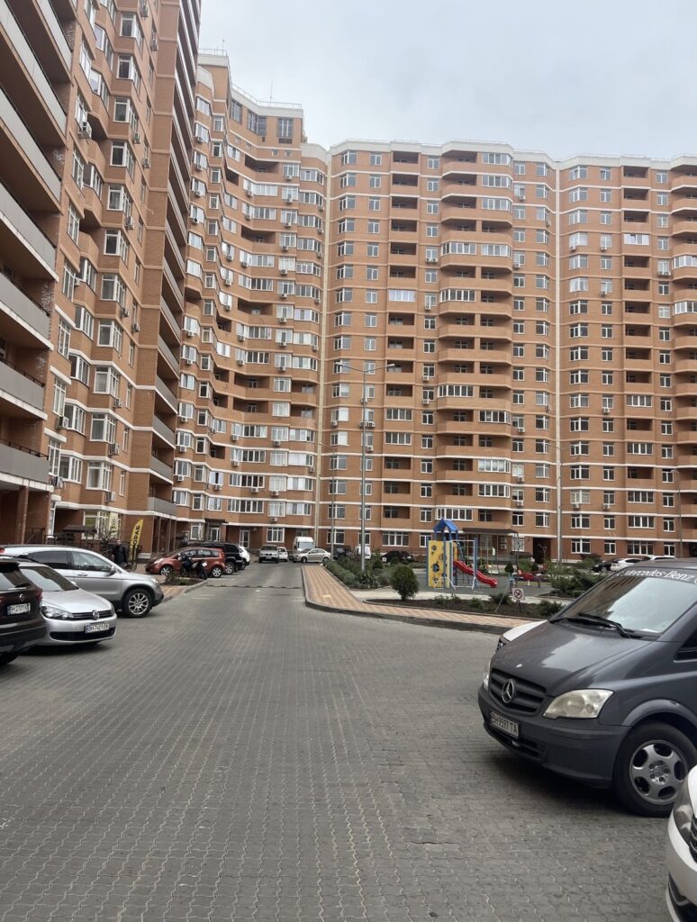 Однокімнатна квартира в ЖК Реал Парк стан від будівельників