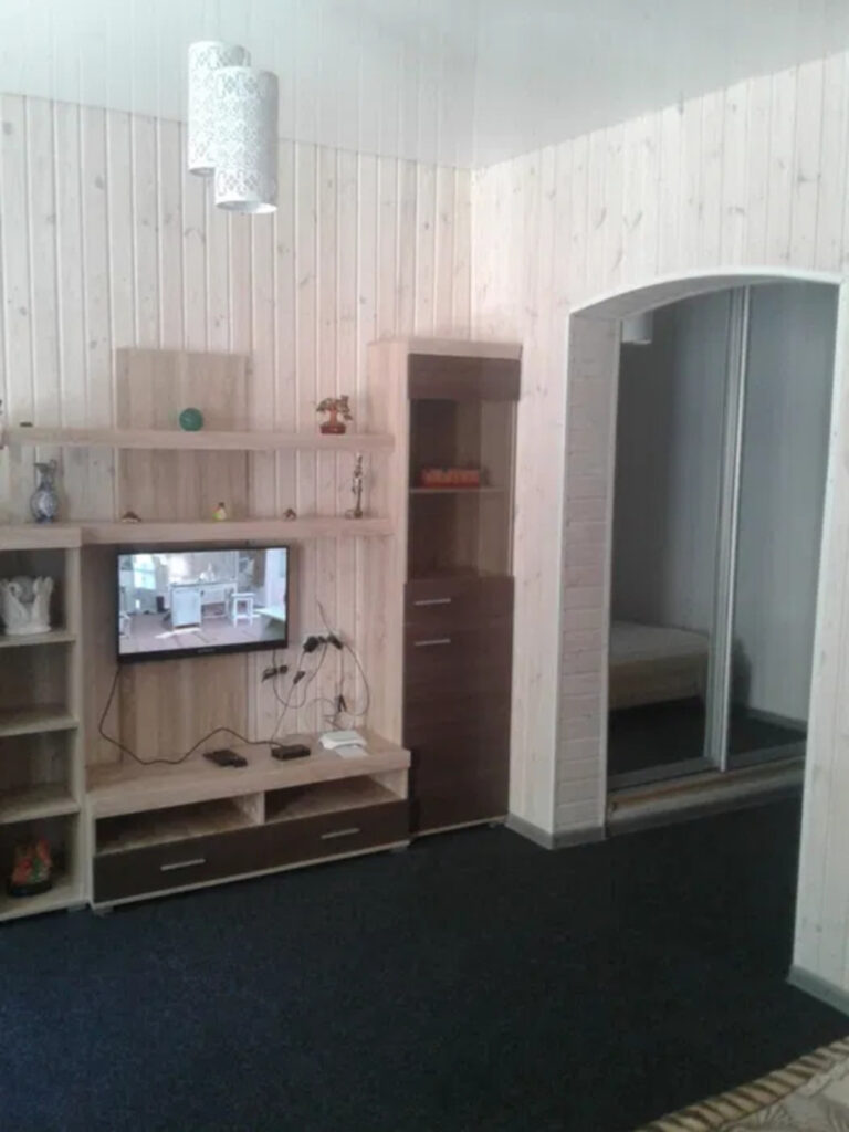 2-кімнатна квартира в Книжному провулку, ринок Привоз