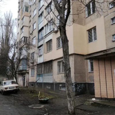 Продам однокімнатну квартиру біля Кулікового поля