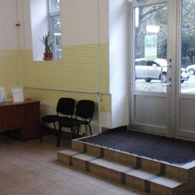 Фасадне комерційне приміщення на пр.Шевченка