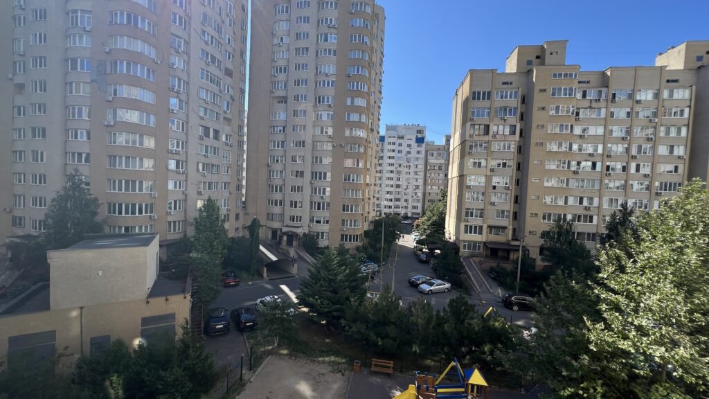 2-кімнатна квартира Зоопаркова парк Перемоги