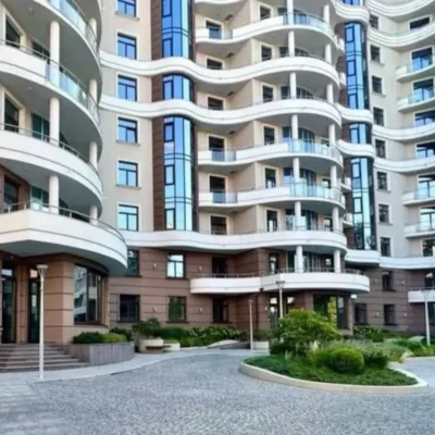 3-кімнатна квартира в ЖК Ювілейний (Каркашадзе), Французский бульвар